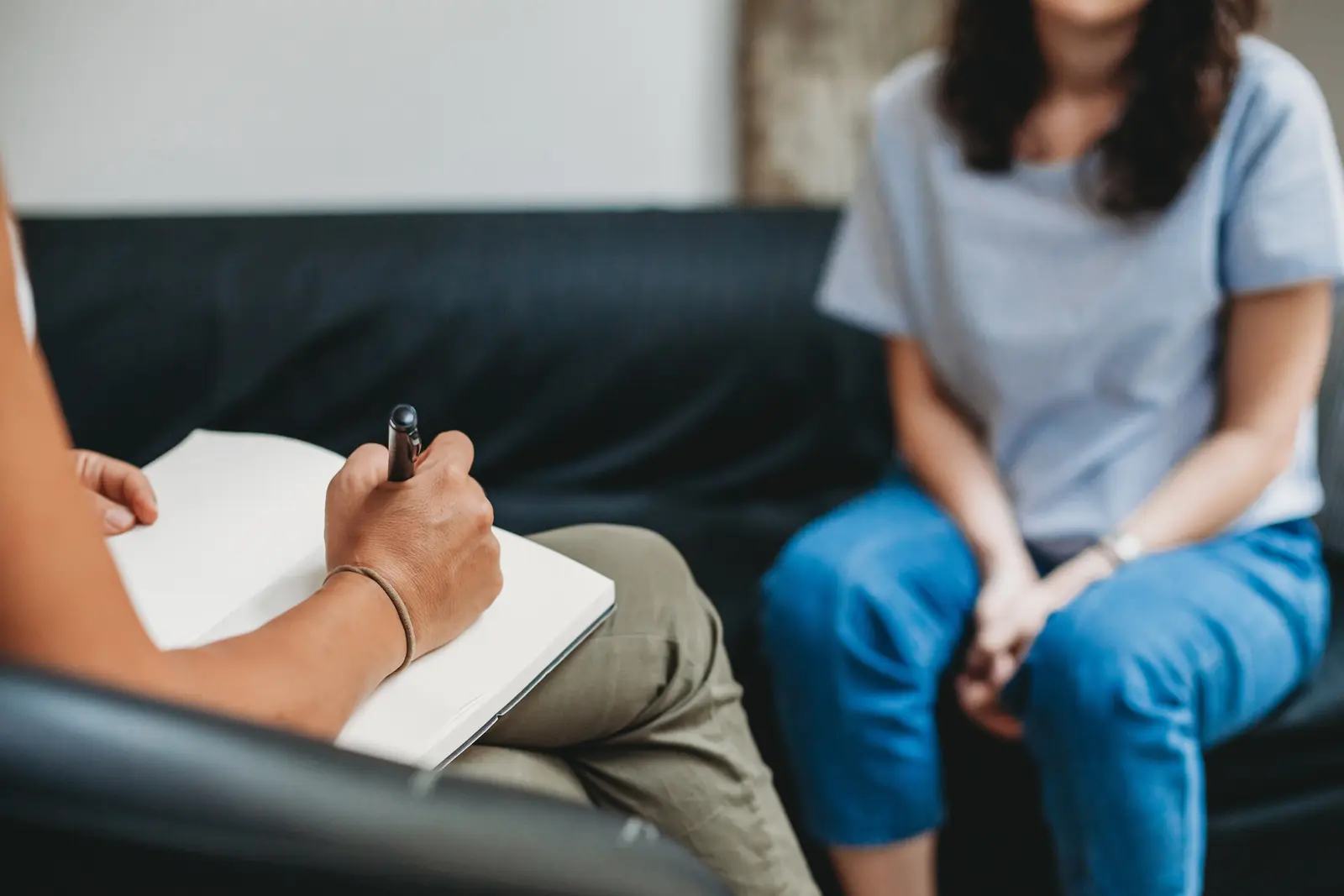 A supportive counseling session at Kinetic Psychiatry